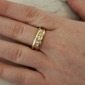 14kt Yellow Gold Men's Wedding Ring Size 11